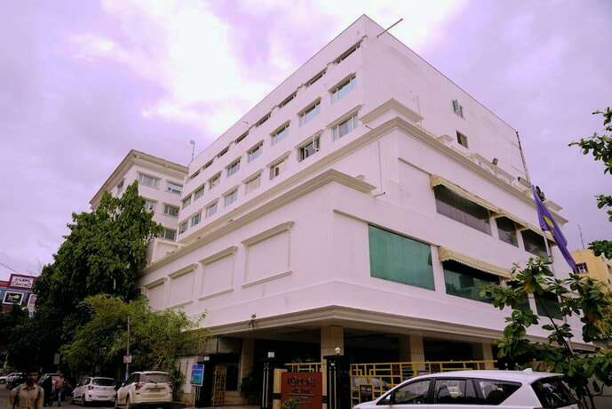 Fortune Murali Park Hotel